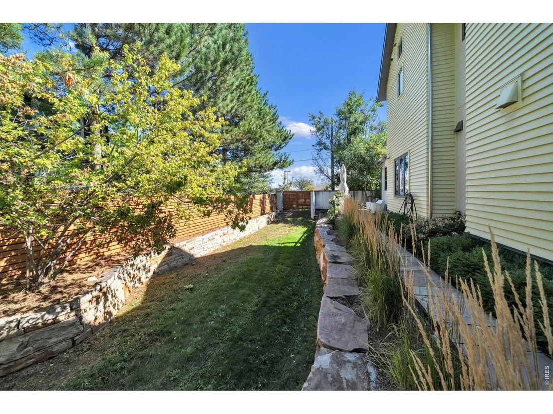 Photo of 3979 Springleaf Ln