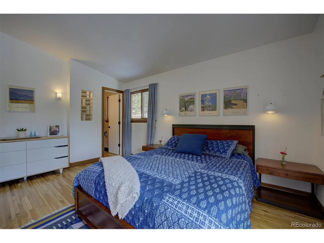 Photo of 352 Patty Dr
