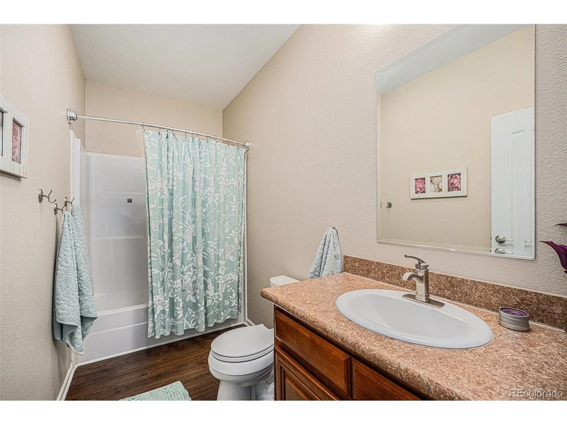 Photo of 7930 Larkspur Cir