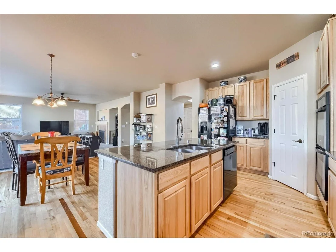 Photo of 25035 E 4th Pl