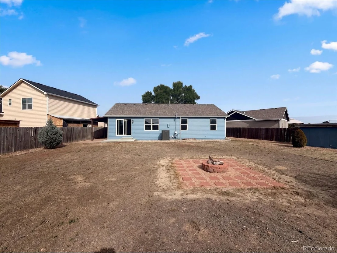 Photo of 3820 Dove Ln