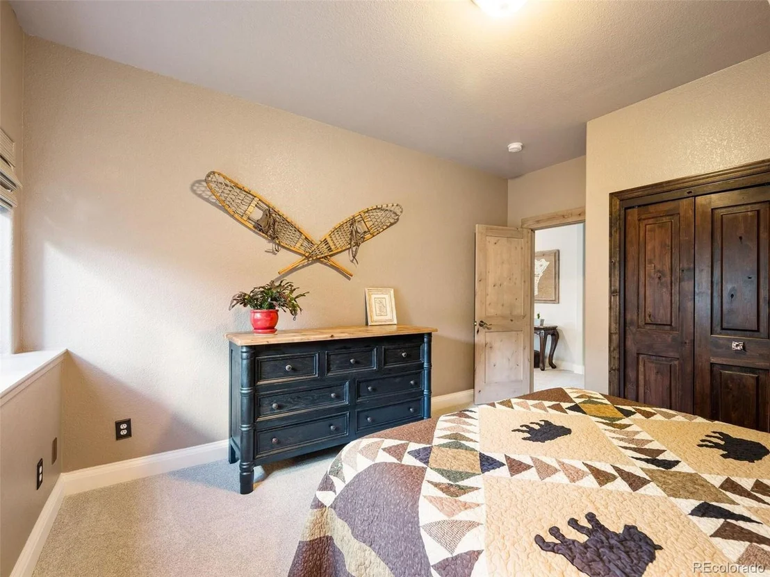 Photo of 137 Nuthatch Rd
