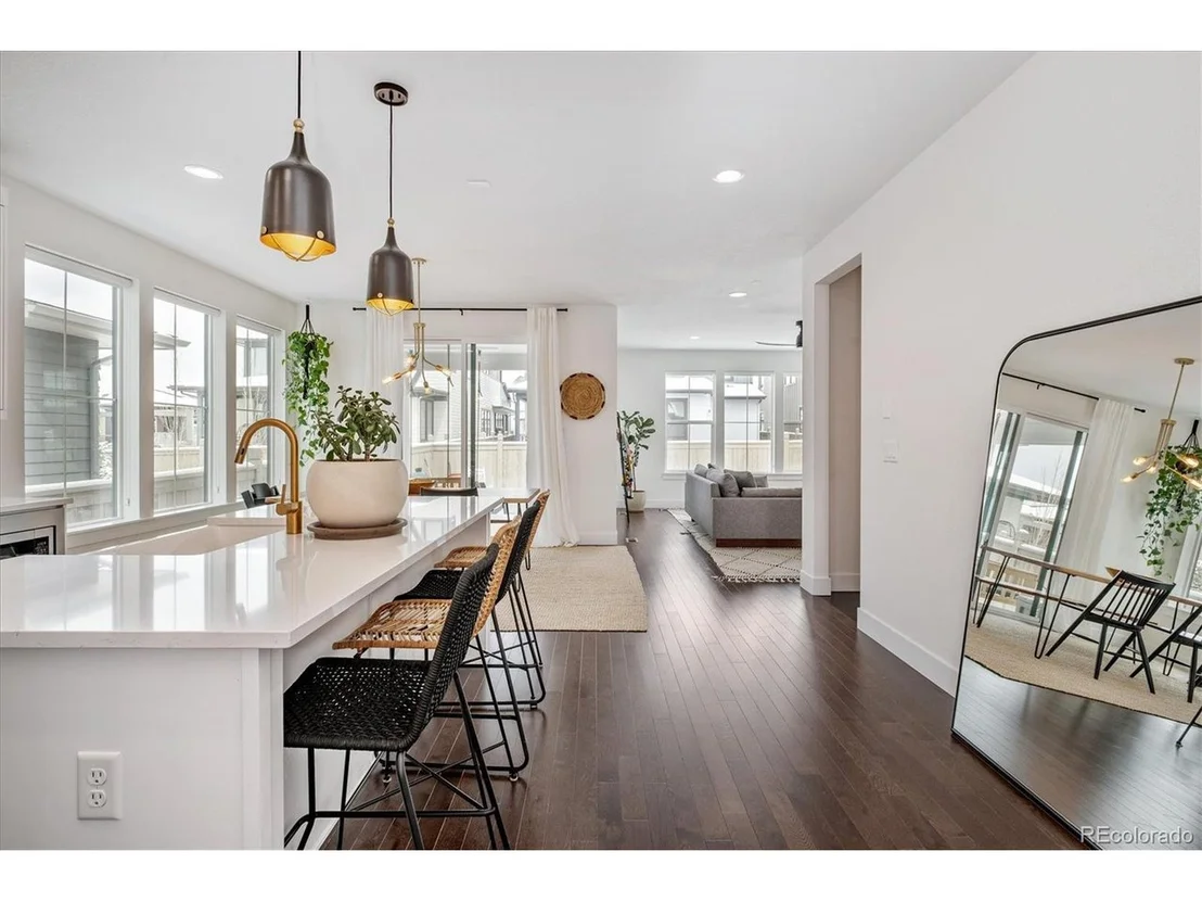 Photo of 5640 Wheaton Ave
