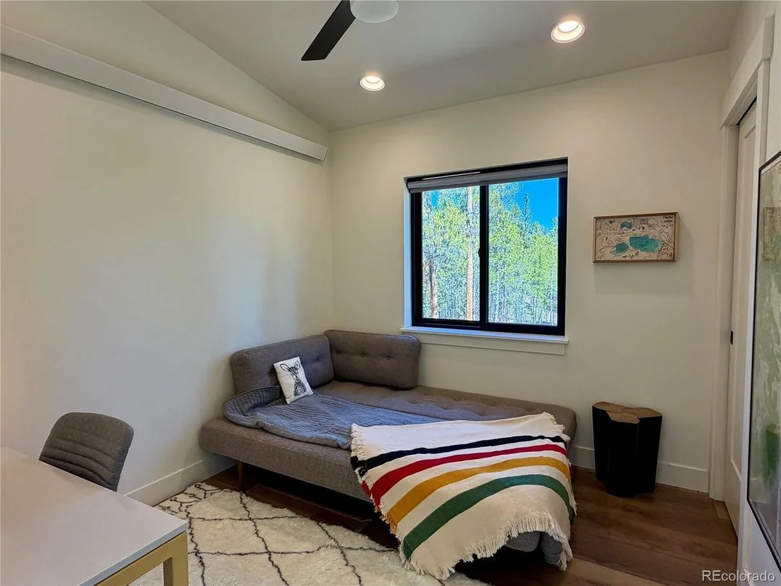 Photo of 341 Cedar Dr