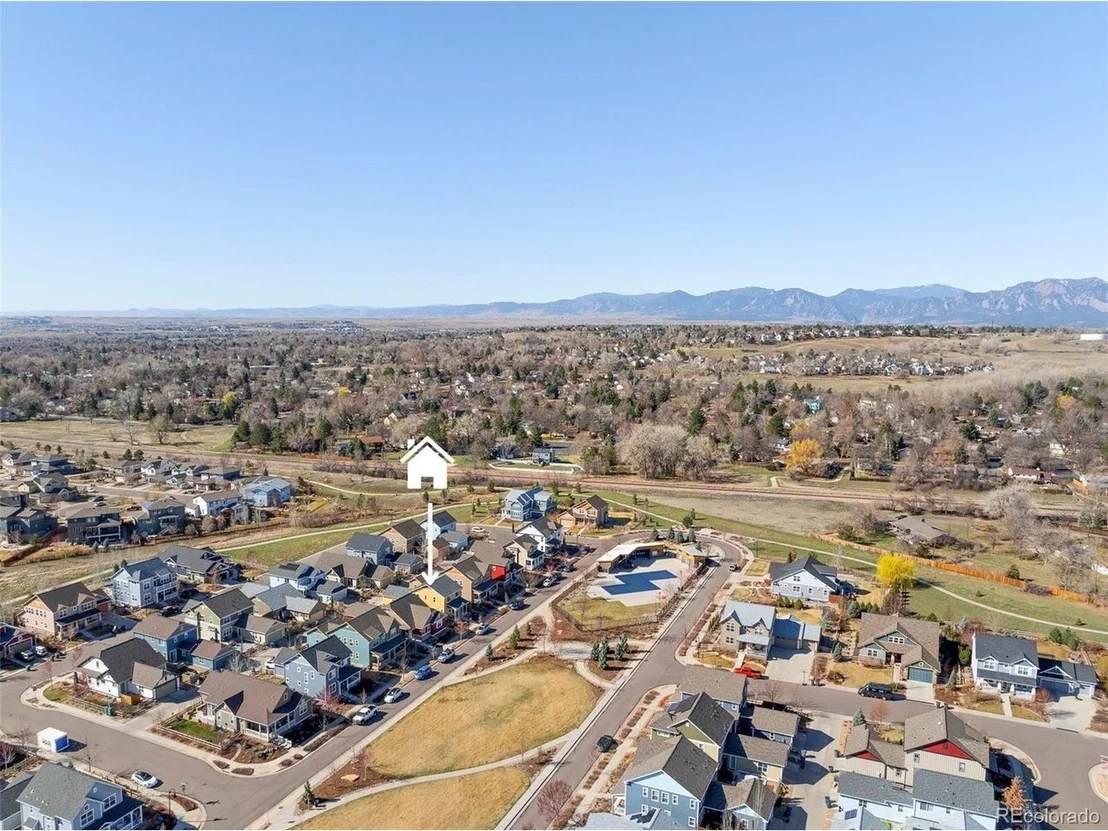 Photo of 2886 Twin Lakes Cir