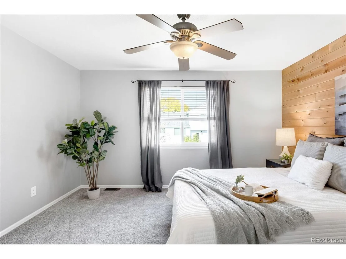 Photo of 5581 Hudson Cir