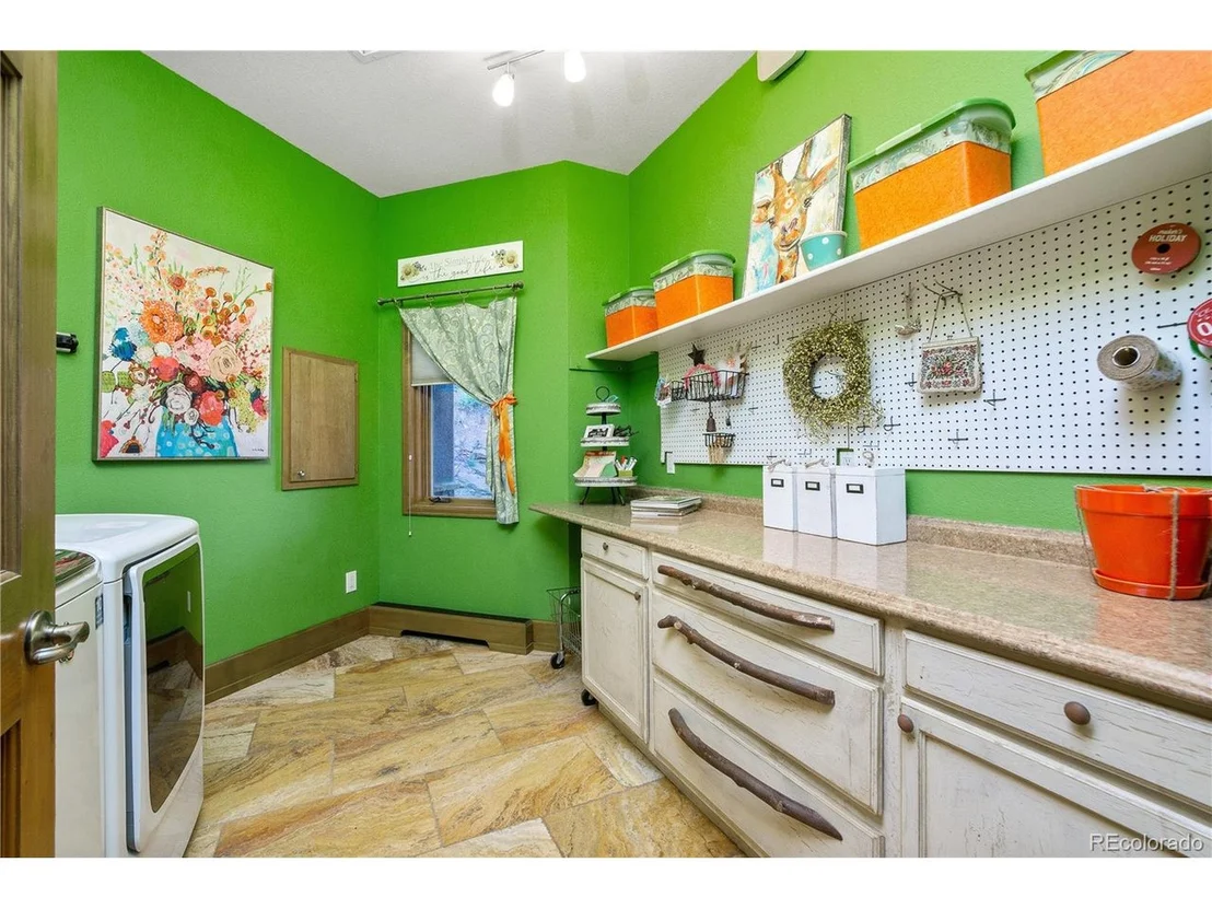 Photo of 180 Enchanted Rd