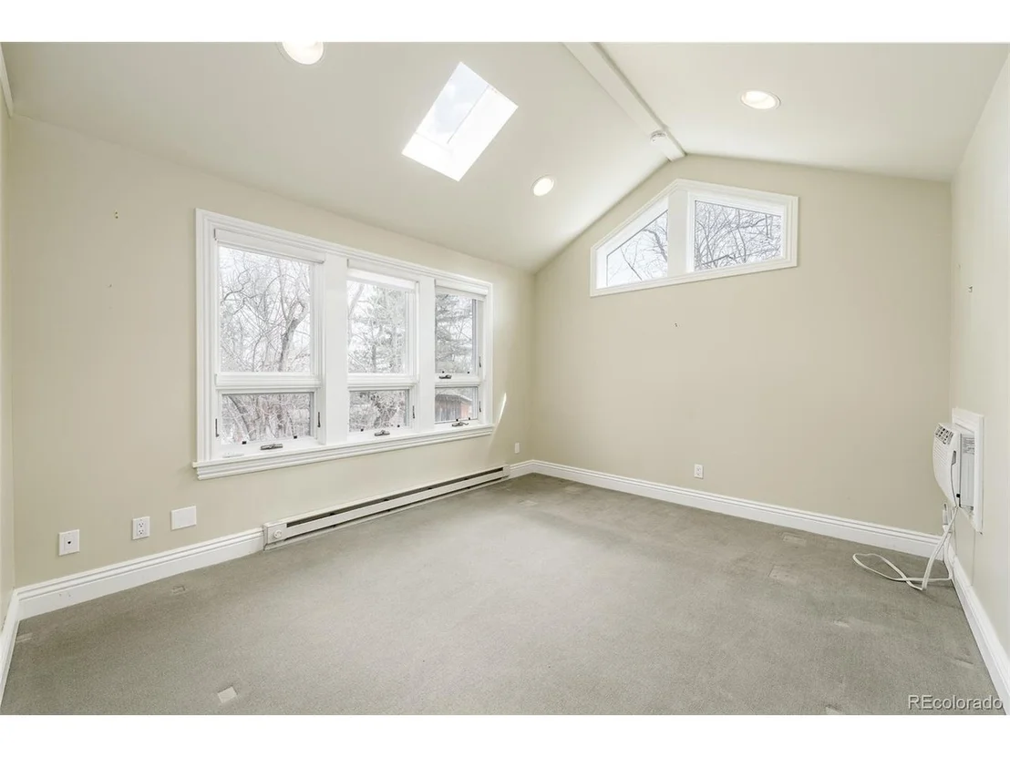Photo of 501 Pleasant St