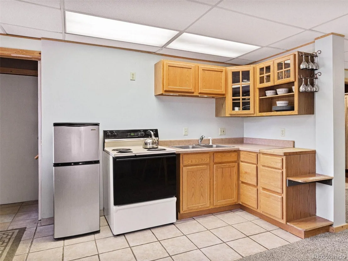 Photo of 400 Golden Dr