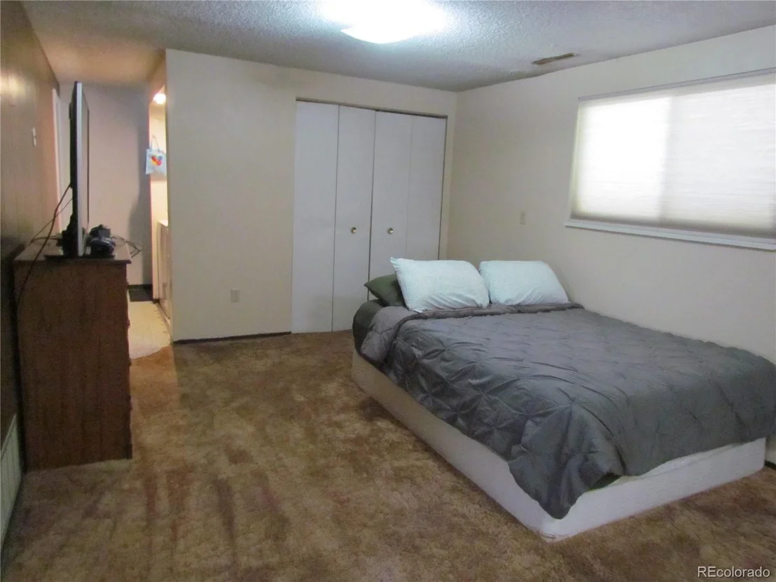 Photo of 105 Cherry Cir