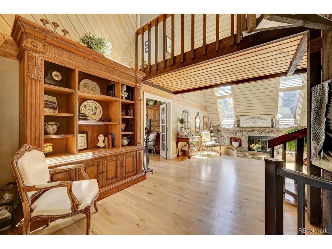 Photo of 5849 High Dr