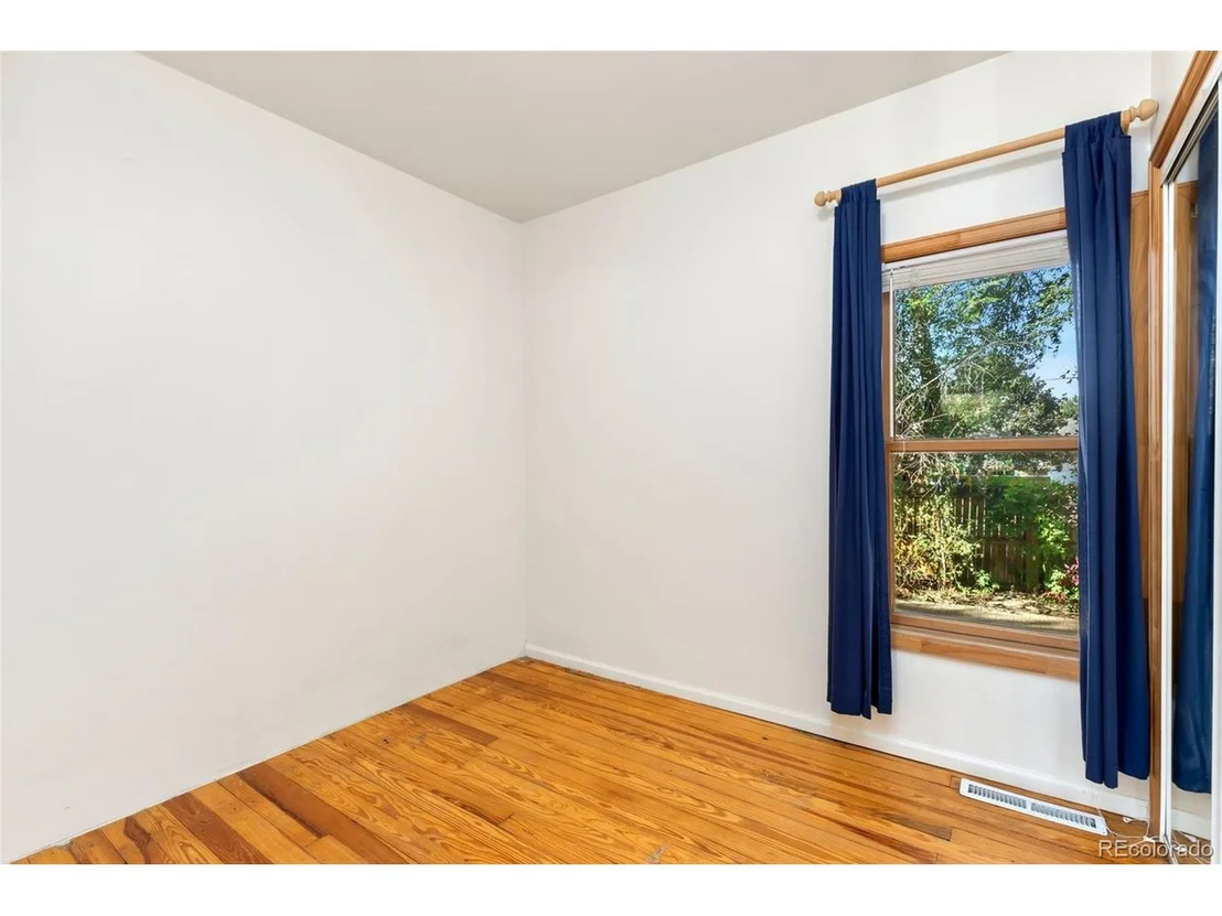 Photo of 305 Jackson Ave