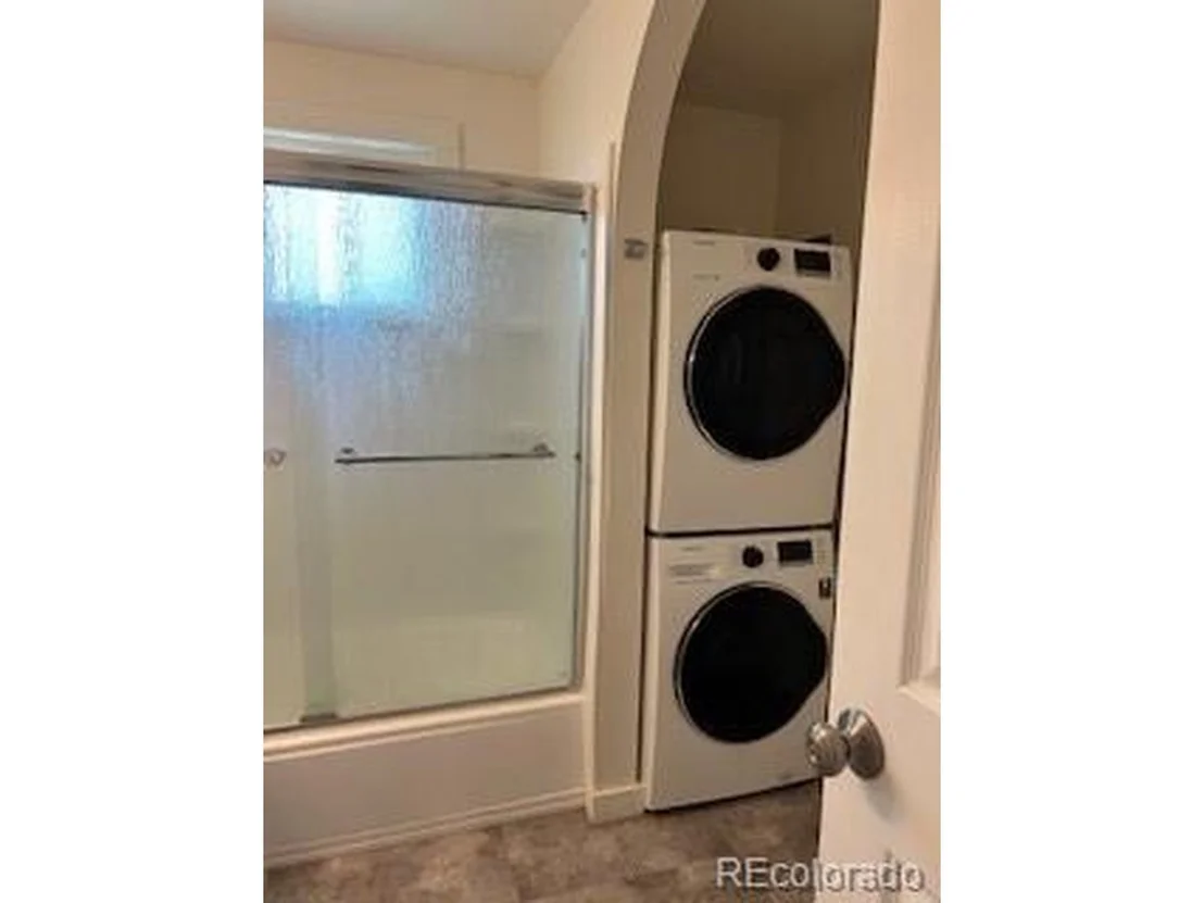 Photo of 3090 Aurora Ave