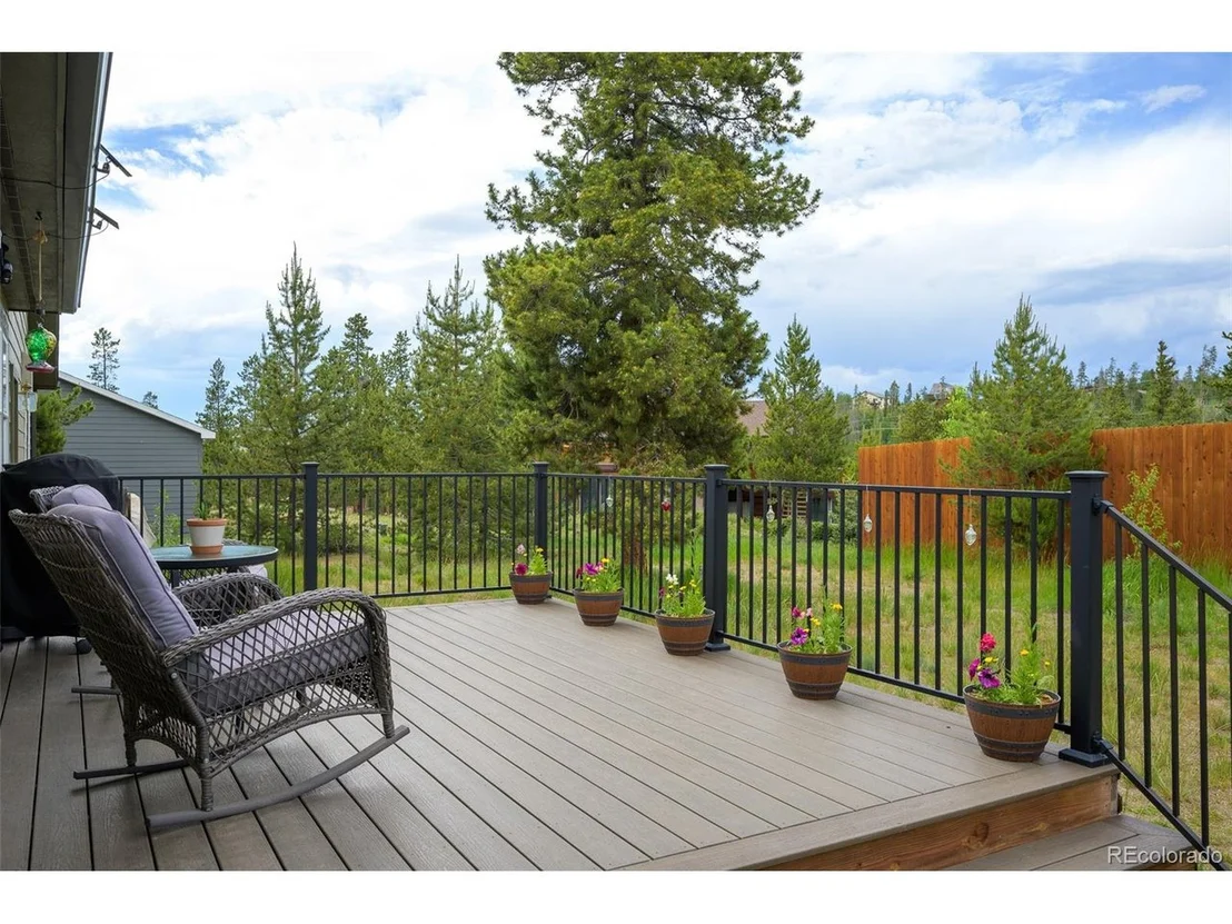 Photo of 327 County Road 5212