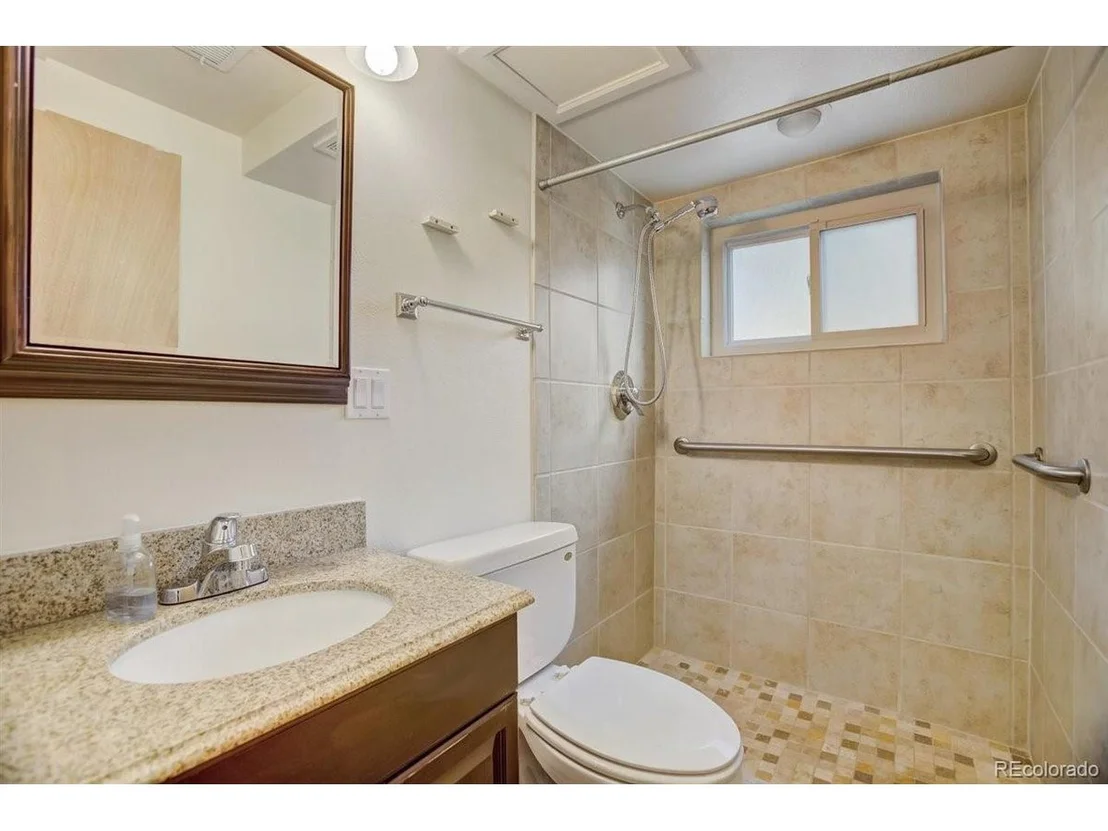 Photo of 6735 W 54th Pl