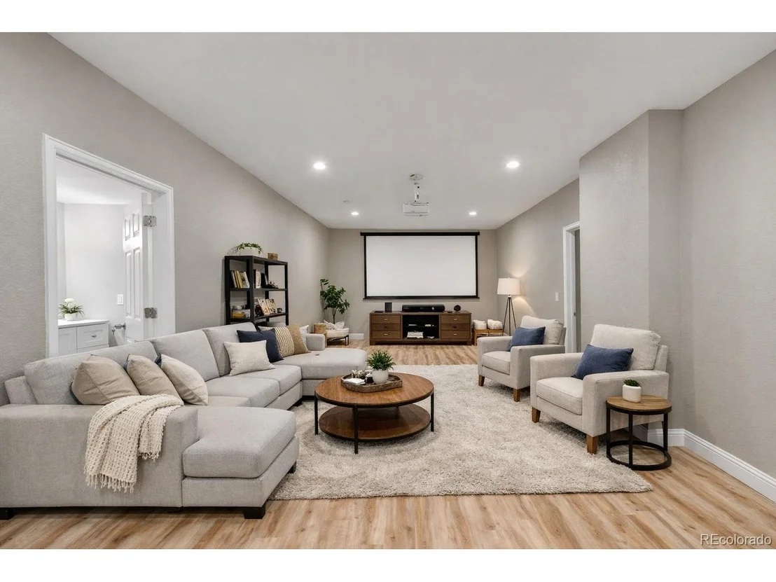 Photo of 16554 Prospect Ln