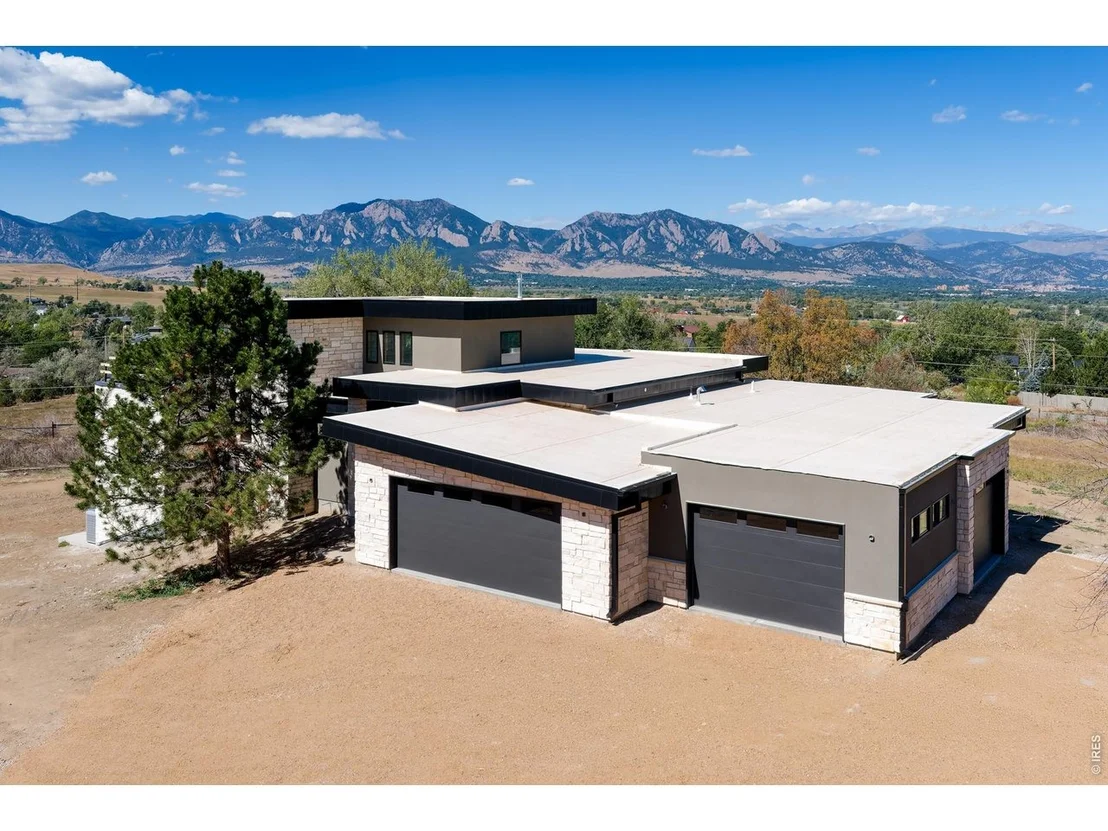 Photo of 7855 Spring Dr