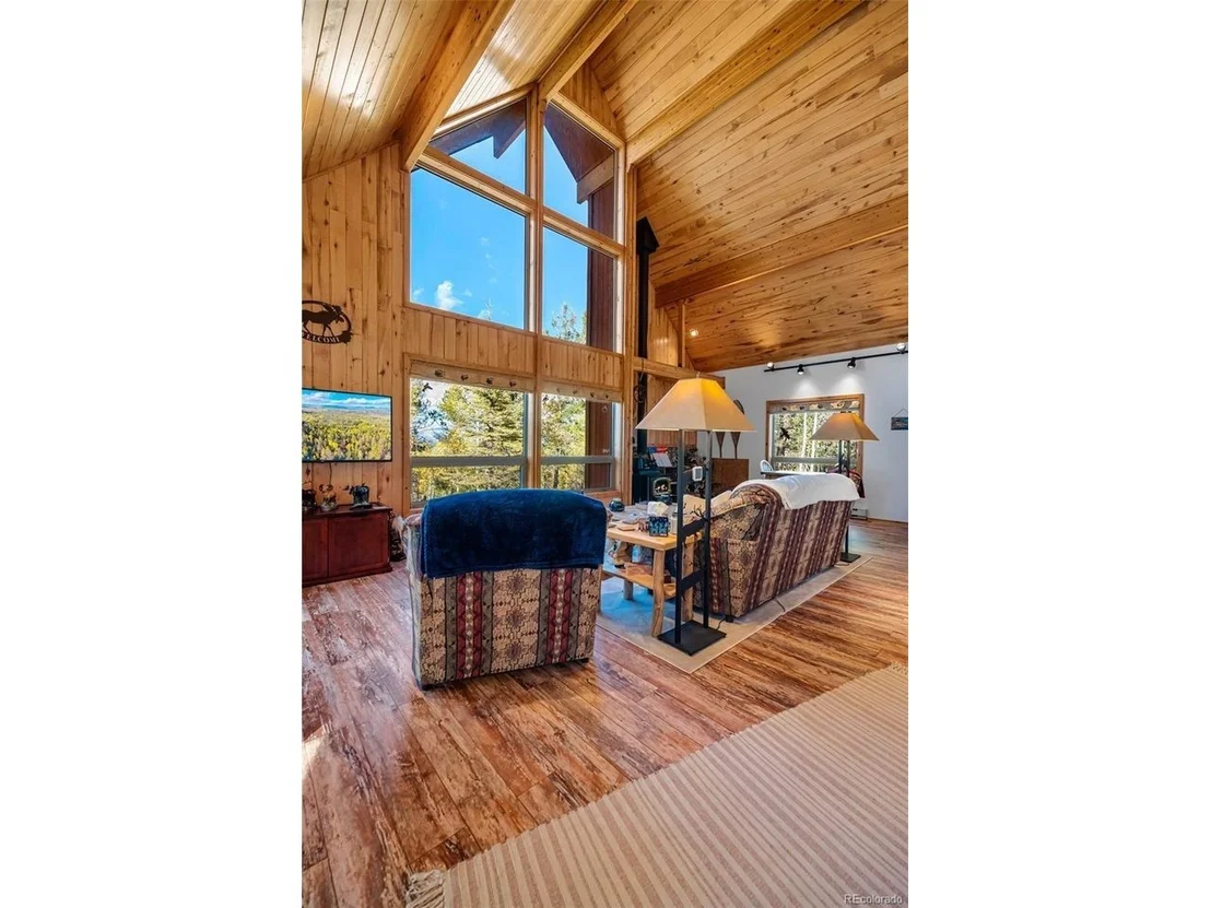 Photo of 913 Longbow Dr