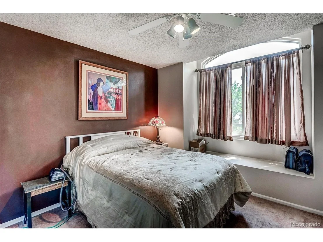 Photo of 8007 W 78th Cir