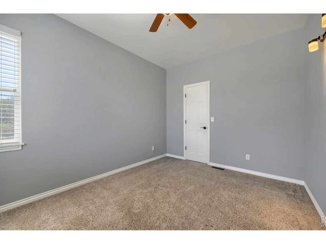 Photo of 3965 Hawthorne Cir