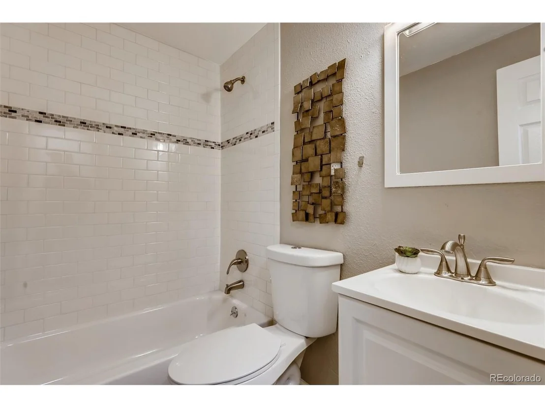 Photo of 4380 Shaw Blvd