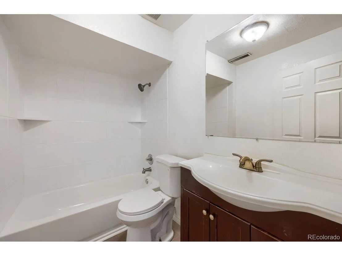 Photo of 7530 Hilltop Cir