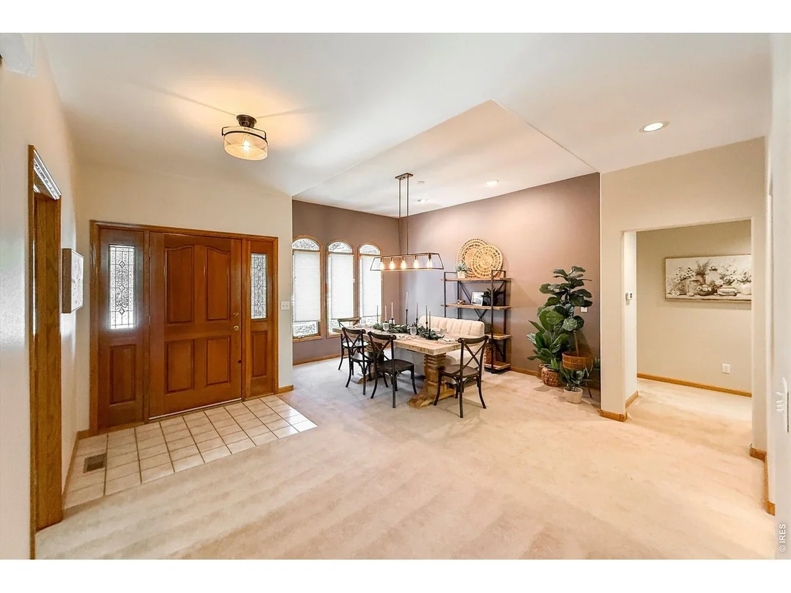 Photo of 2010 Emerald Dr