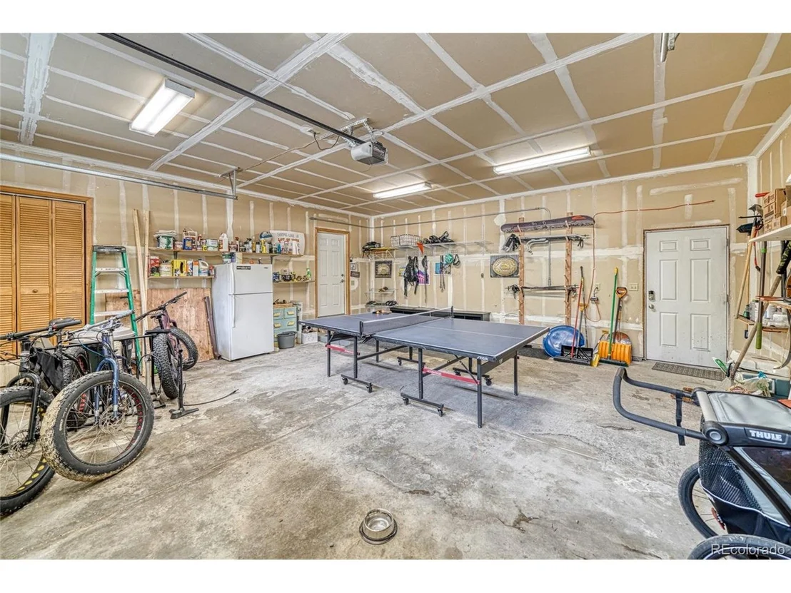 Photo of 988 Ruby Ln