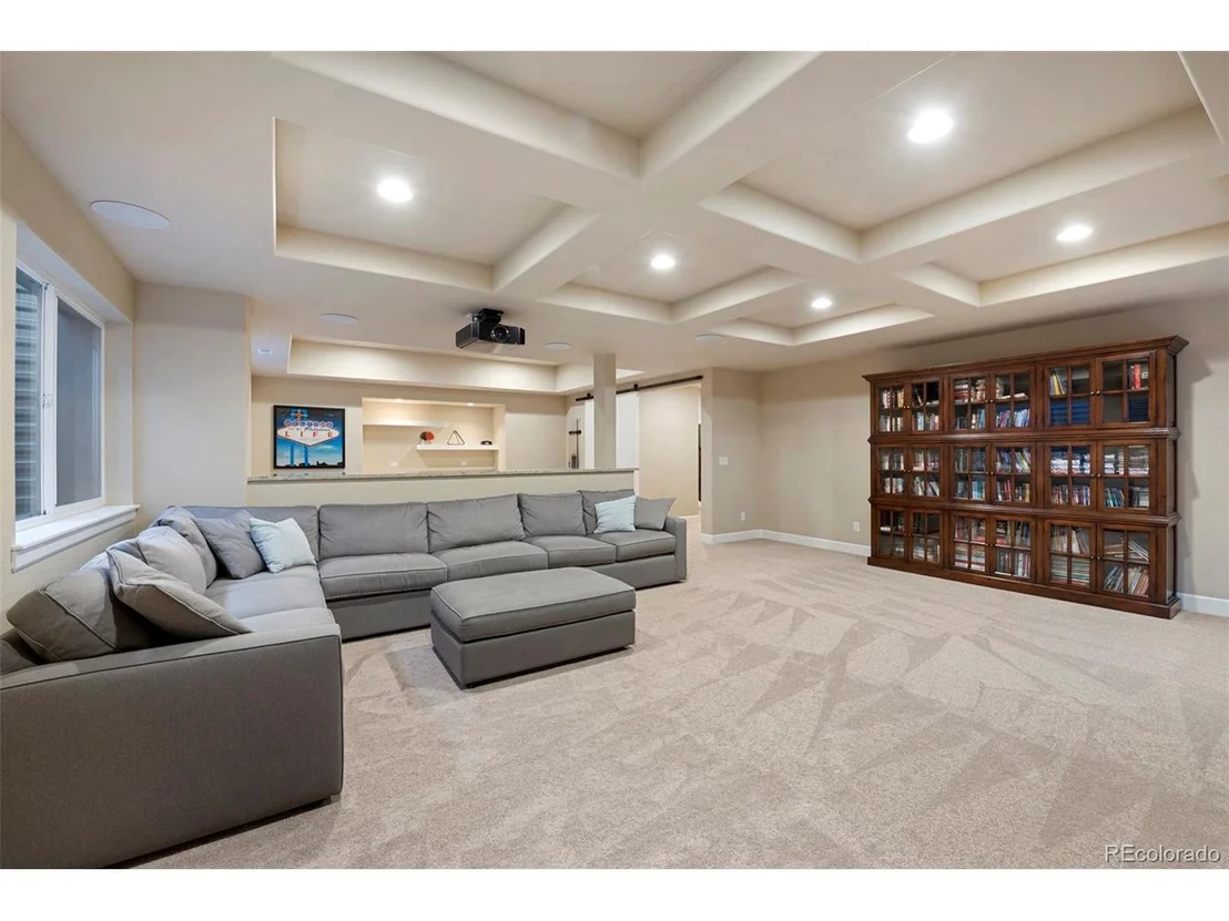 Photo of 9397 S Shadow Hill Cir