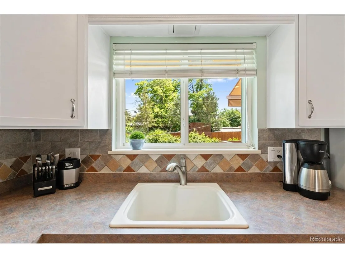 Photo of 1202 W 100th Pl