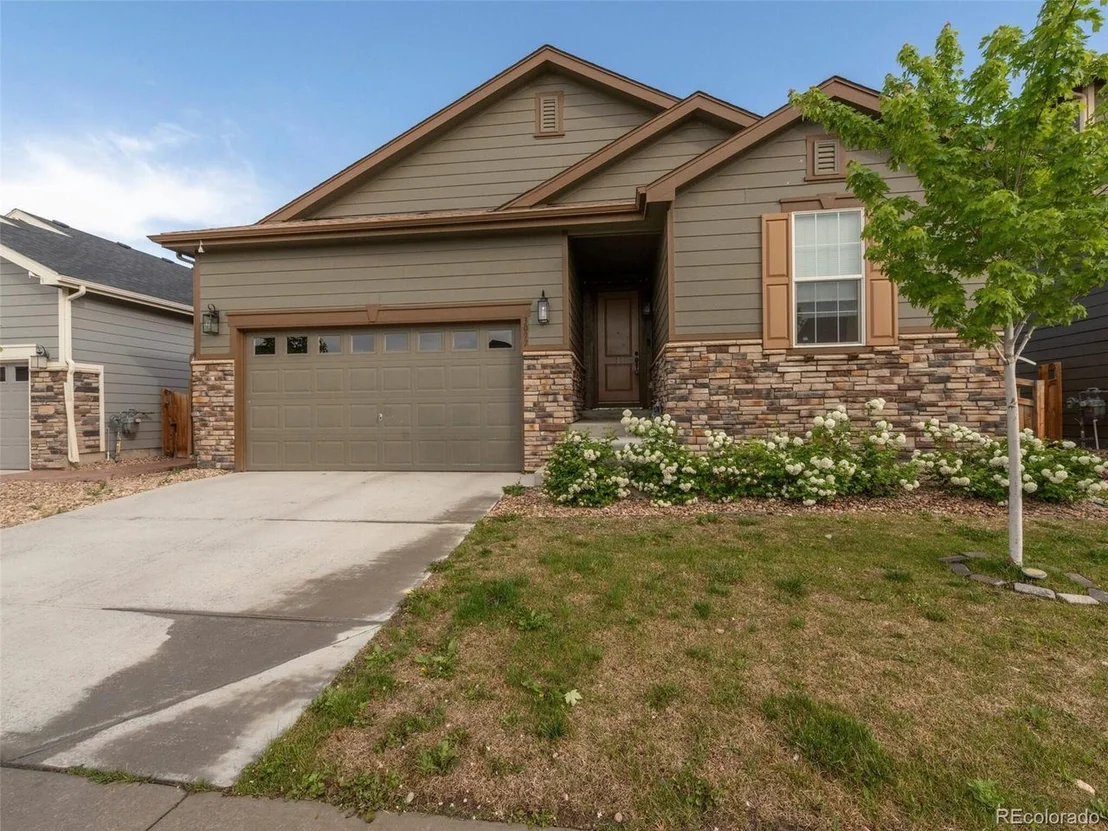 Photo of 3097 Raintree Ln