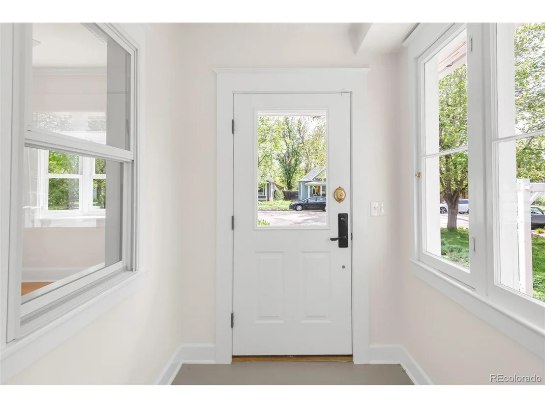 Photo of 539 Baker St
