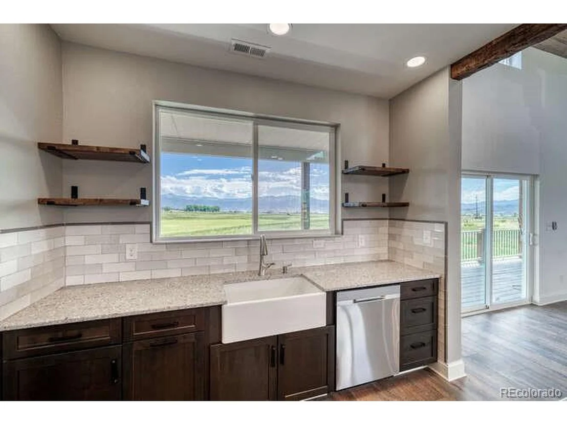 Photo of 8050 Windmill Ln