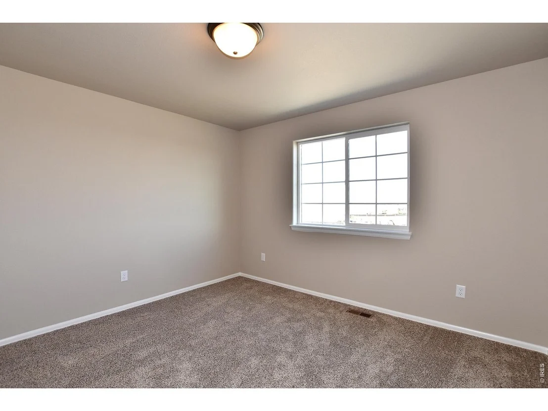 Photo of 4885 Grapevine Way