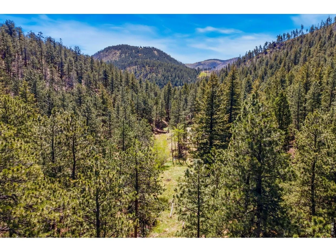 Photo of 1899 Spring Valley Rd