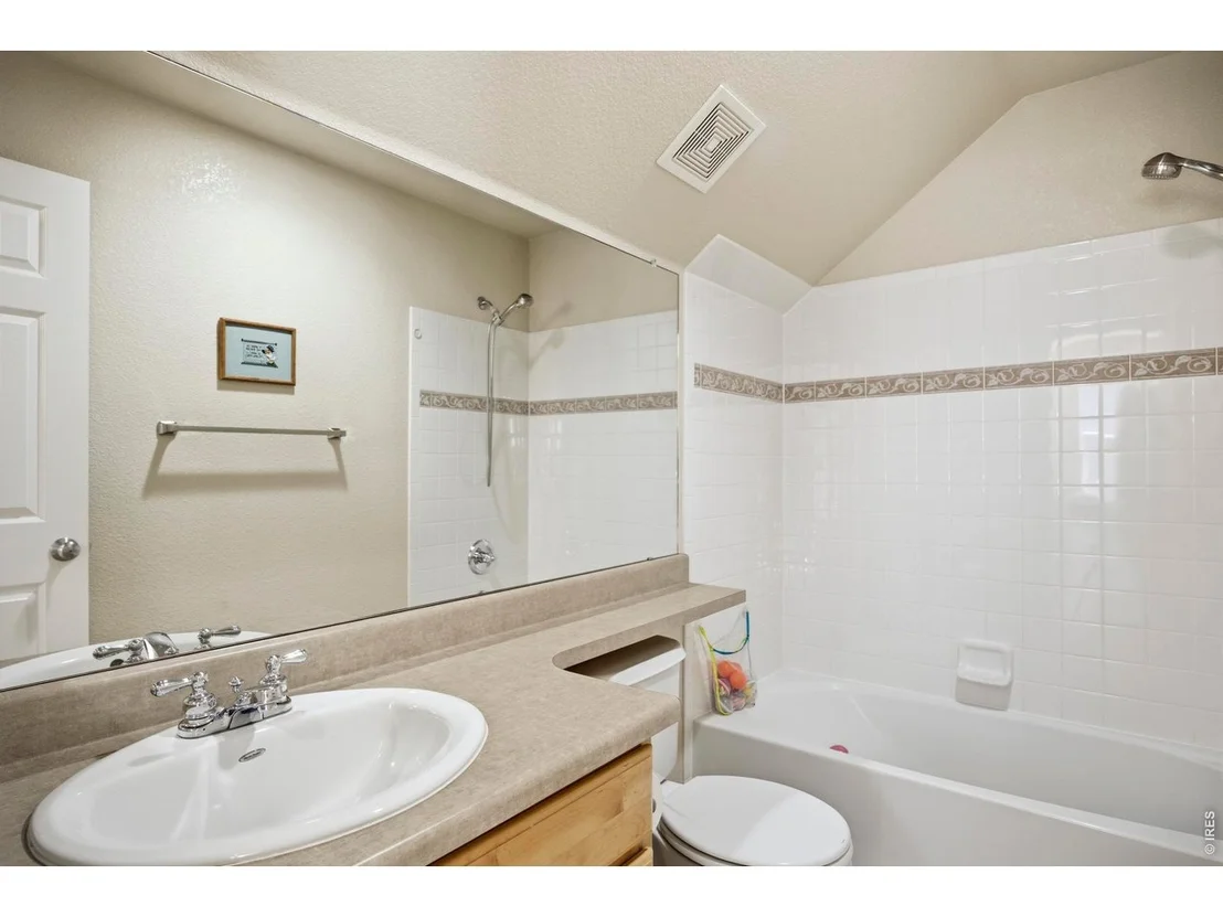 Photo of 3608 Observatory Dr