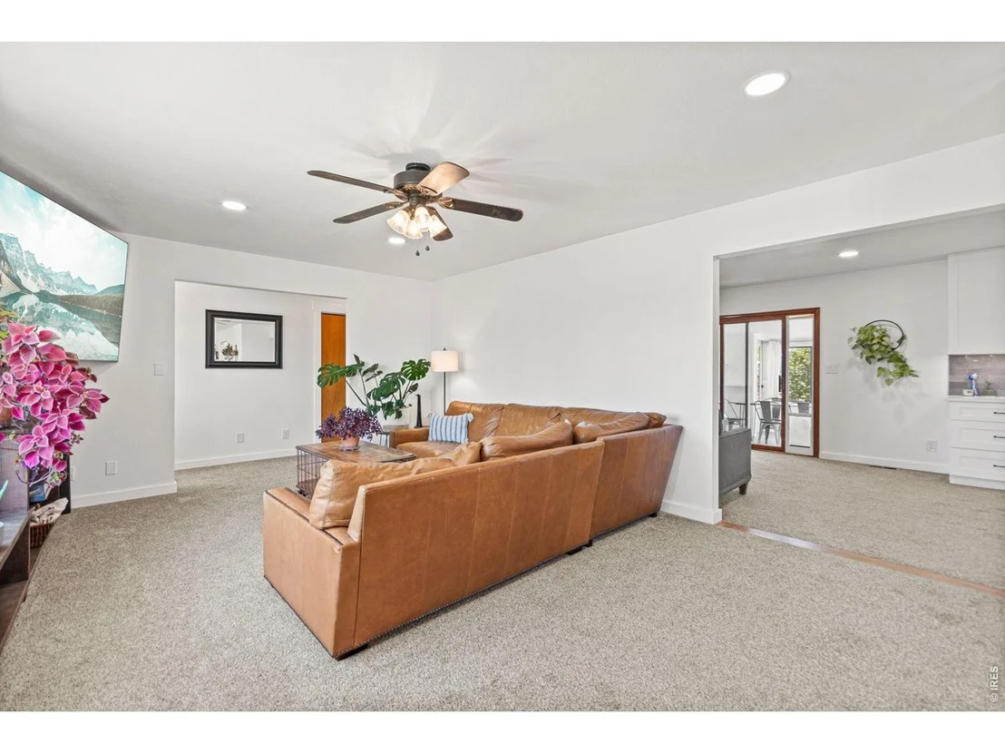 Photo of 2012 Charro Ave