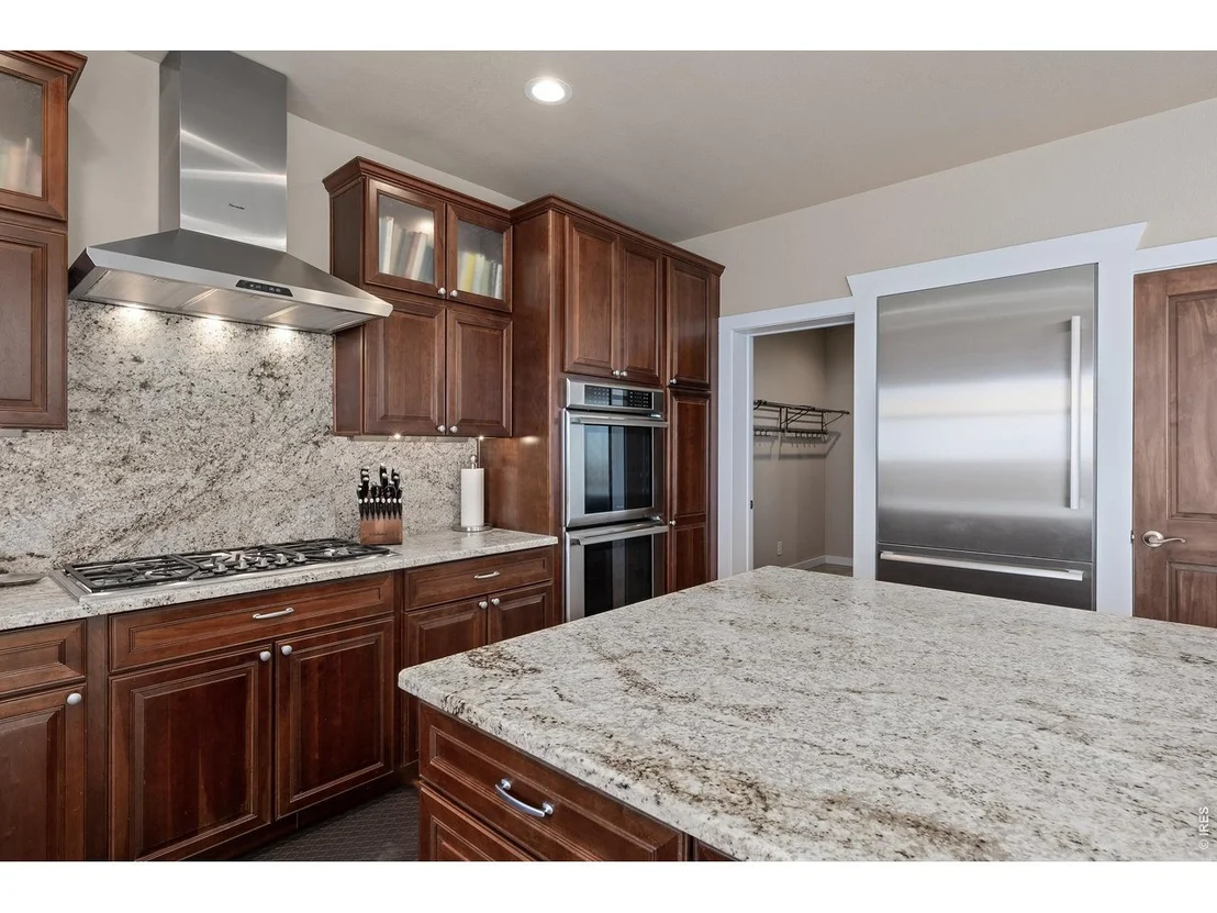 Photo of 820 Peakview Rd