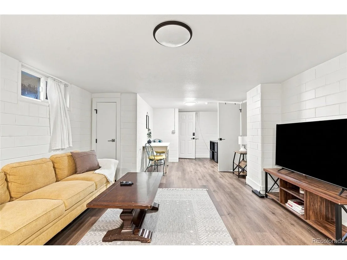 Photo of 1802 W 39th Ave