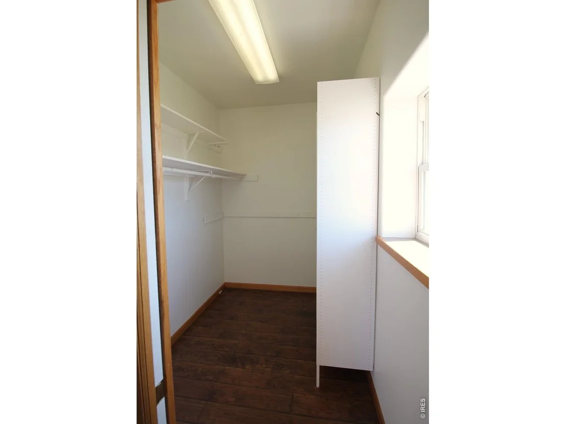 Photo of 209 W Hall St