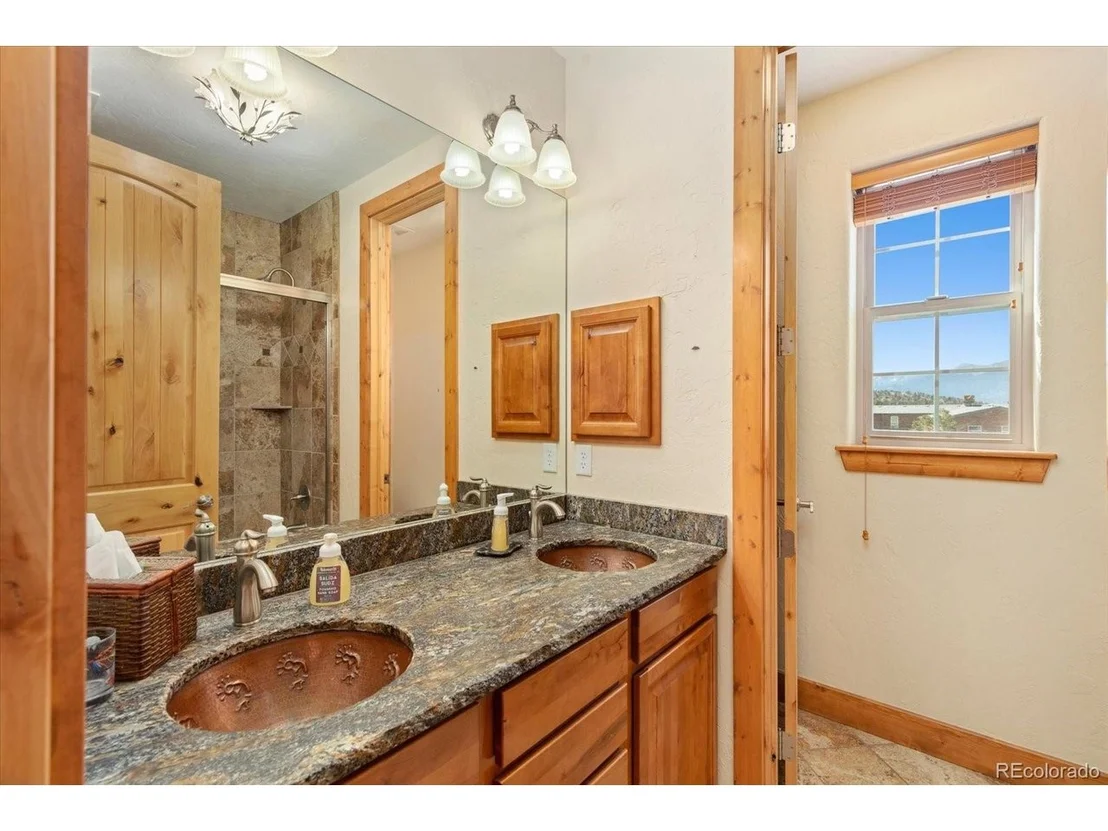 Photo of 9900 E Cheyenne Cir
