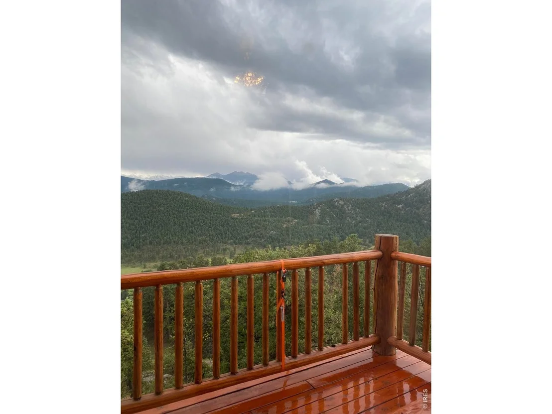 Photo of 301 Pine Tree Dr
