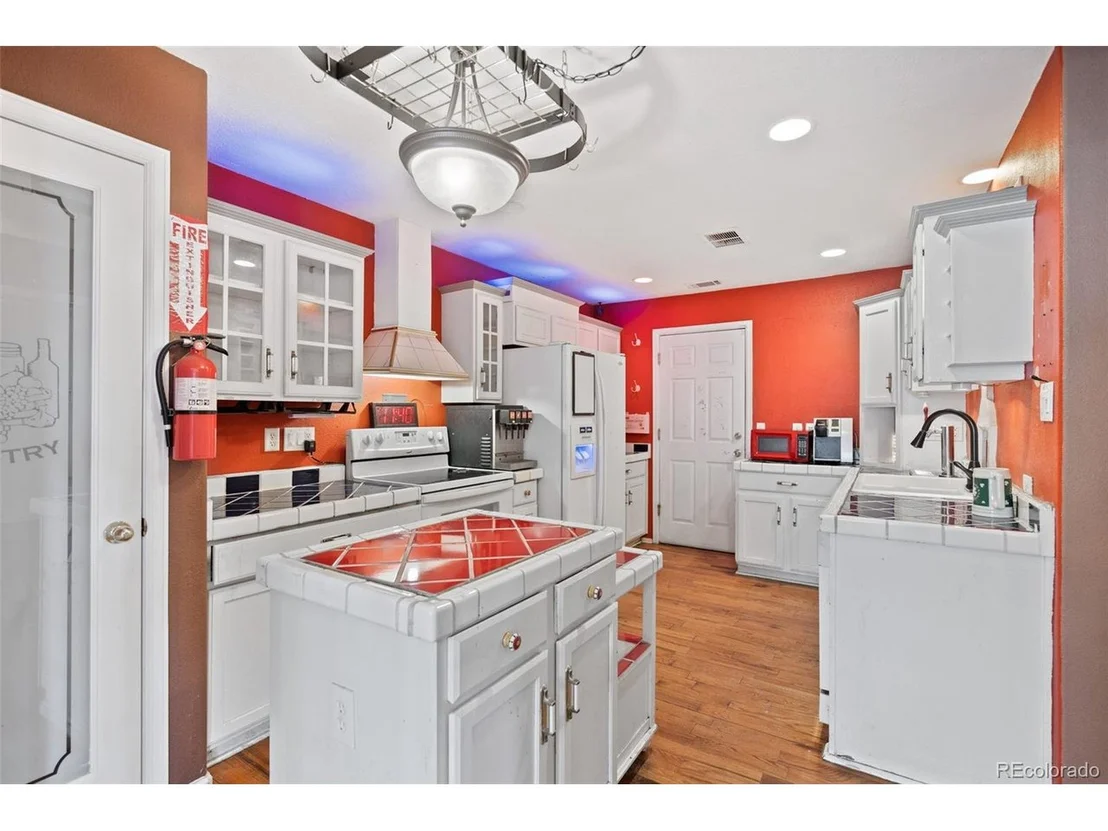 Photo of 7661 Logan St