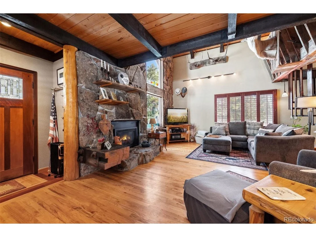 Photo of 266 Lodgepole Dr