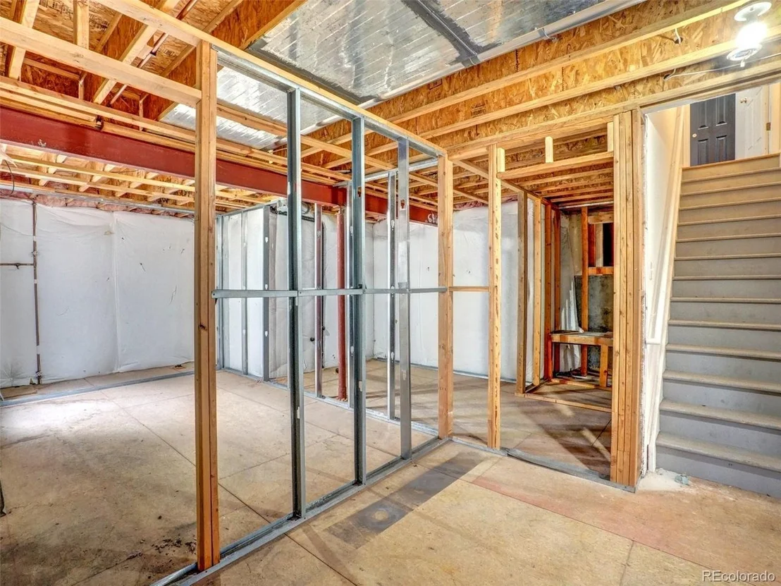 Photo of 5869 Scenic Ave