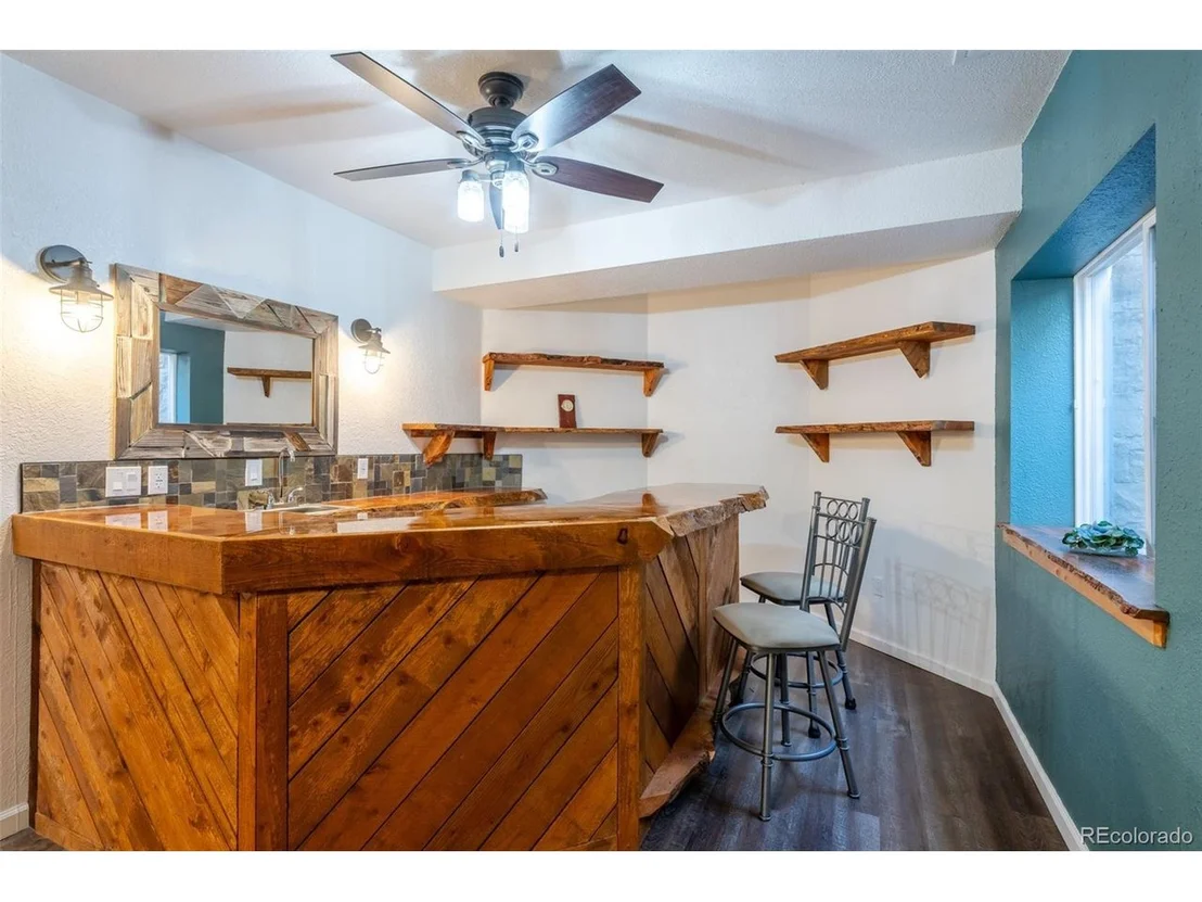 Photo of 2701 Falcon Dr