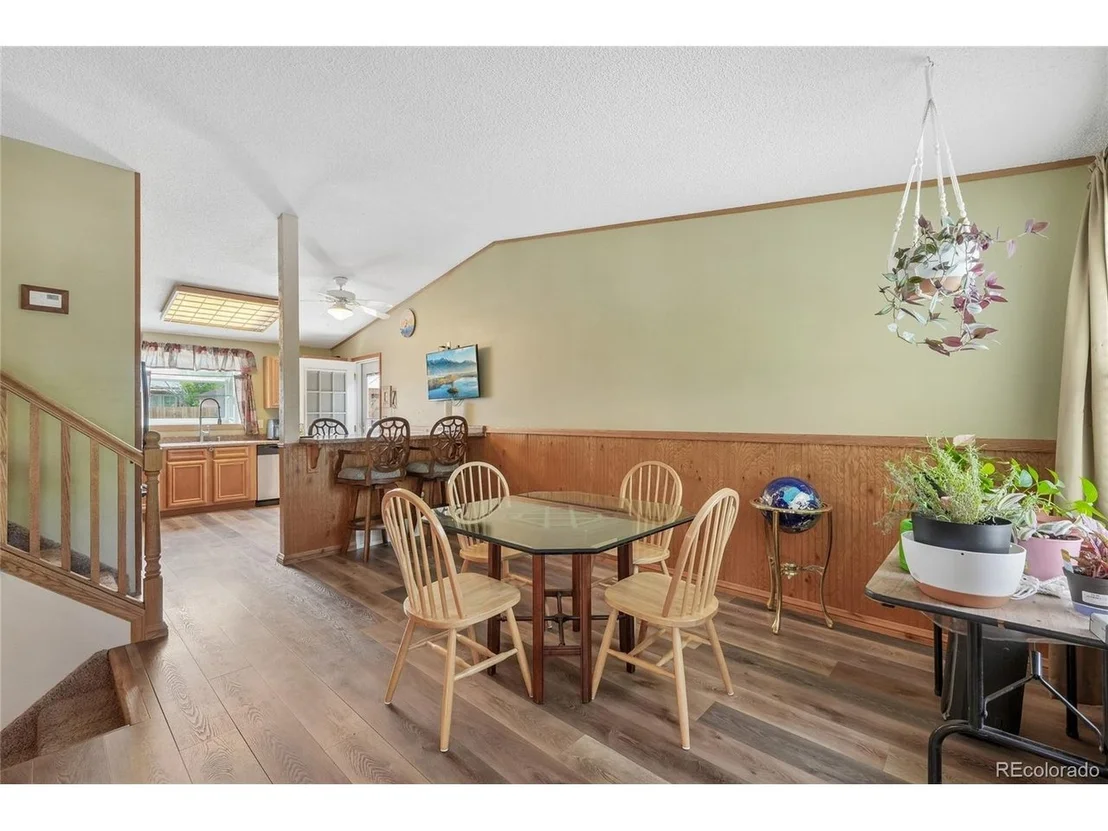 Photo of 208 Madison Dr