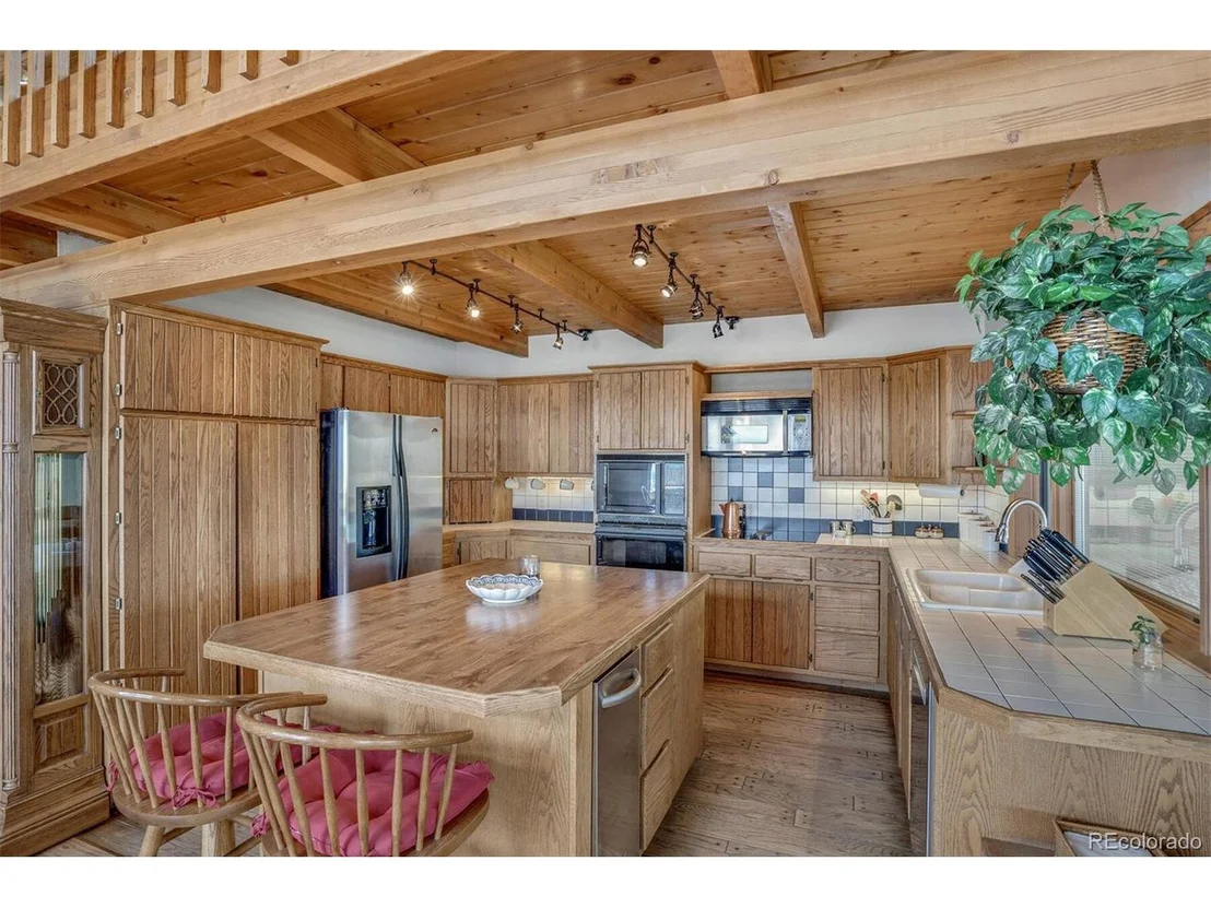 Photo of 836 Valley Rd