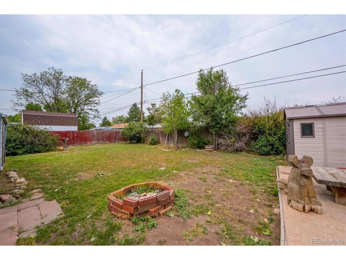 Photo of 231 Aspen Dr