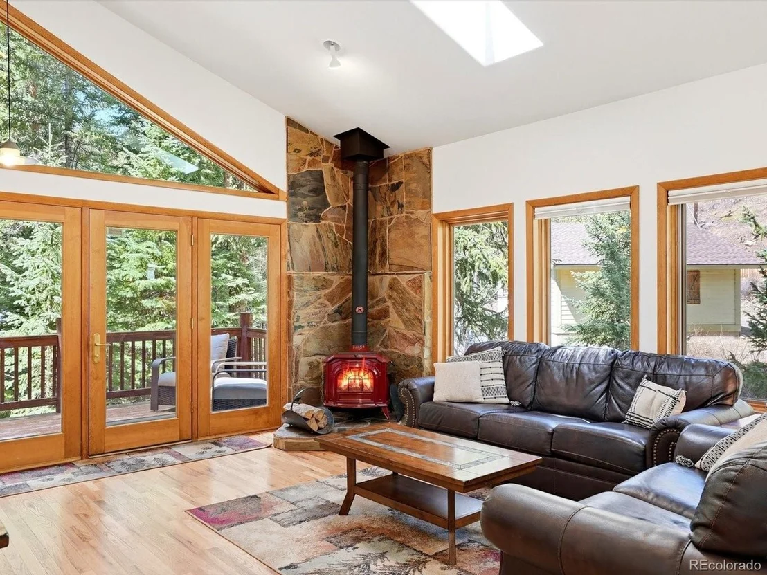 Photo of 2547 Mill Creek Rd